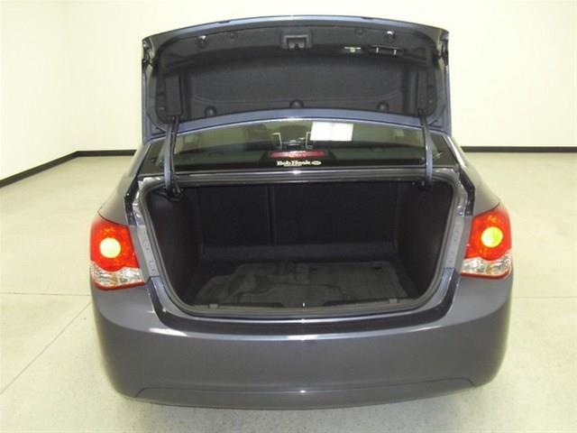 2013 Chevrolet Cruze FWD 4dr Limited