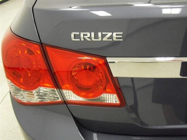 2013 Chevrolet Cruze FWD 4dr Limited