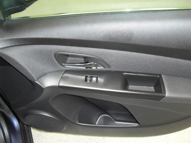 2013 Chevrolet Cruze FWD 4dr Limited