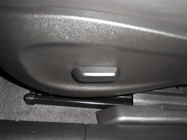 2013 Chevrolet Cruze FWD 4dr Limited