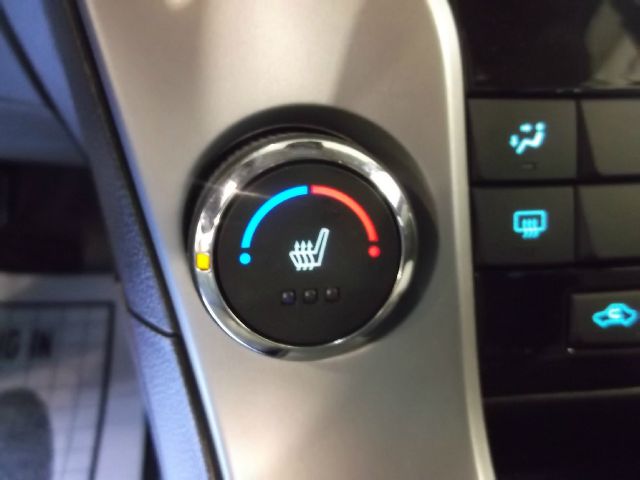 2013 Chevrolet Cruze 2.5T DVD 7 PASS