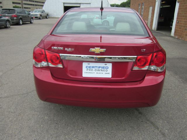 2013 Chevrolet Cruze FWD 4dr Limited