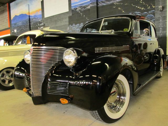 1939 Chevrolet Deluxe Hatchback 4D
