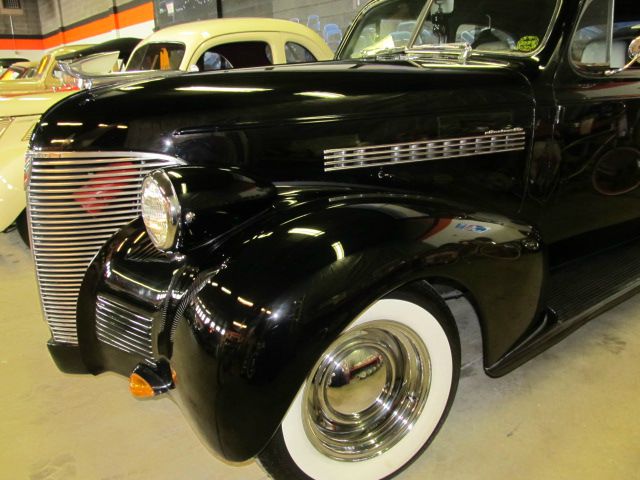 1939 Chevrolet Deluxe Hatchback 4D