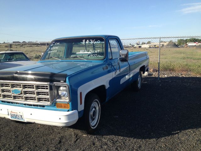 1977 Chevrolet Deluxe Unknown