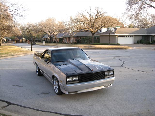 1985 Chevrolet EL CAMINO 4dr Sdn Auto (natl) Hatchback