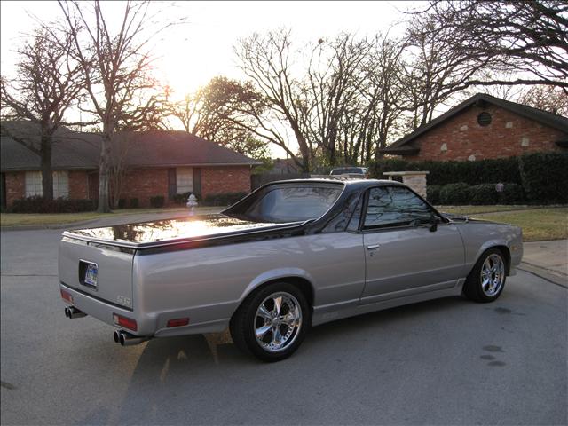 1985 Chevrolet EL CAMINO 4dr Sdn Auto (natl) Hatchback