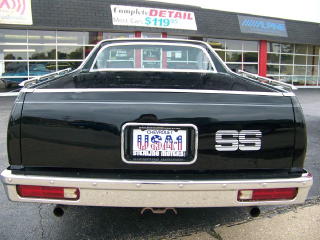 1984 Chevrolet EL CAMINO 4dr Sdn Auto (natl) Hatchback