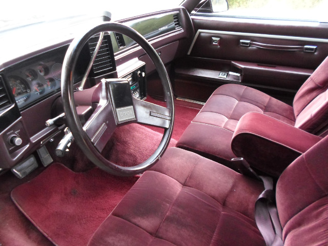 1987 Chevrolet EL CAMINO 4dr Sdn Auto (natl) Hatchback