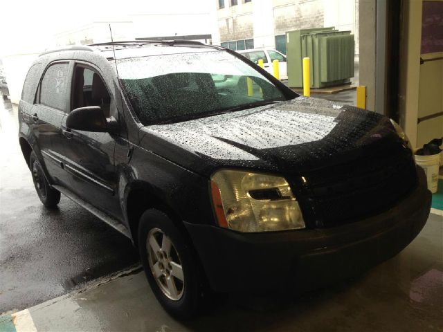 2005 Chevrolet Equinox 1.8T Quattro Sedan 4D