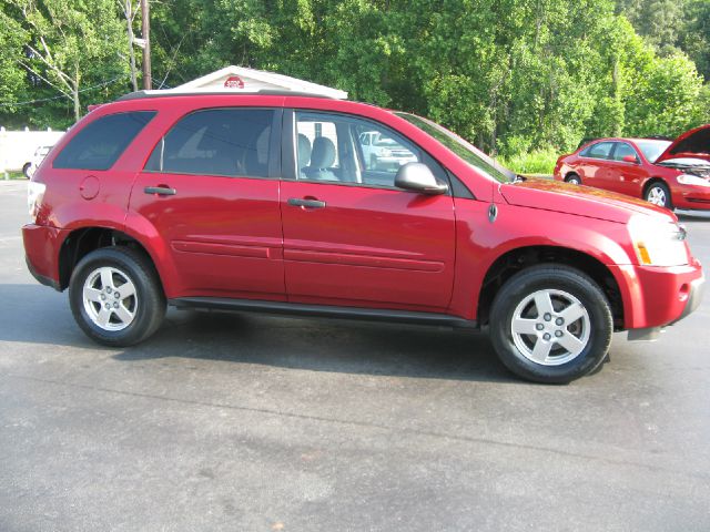 2005 Chevrolet Equinox 1.8T Quattro Sedan 4D