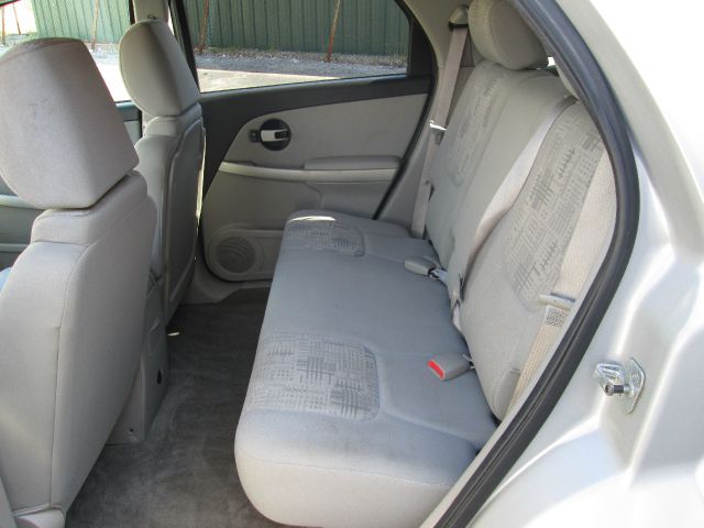 2005 Chevrolet Equinox 1.8T Quattro Sedan 4D