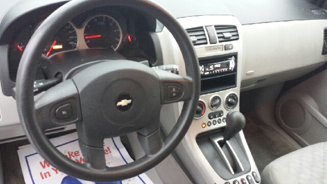 2005 Chevrolet Equinox 2.0L Automatic SE