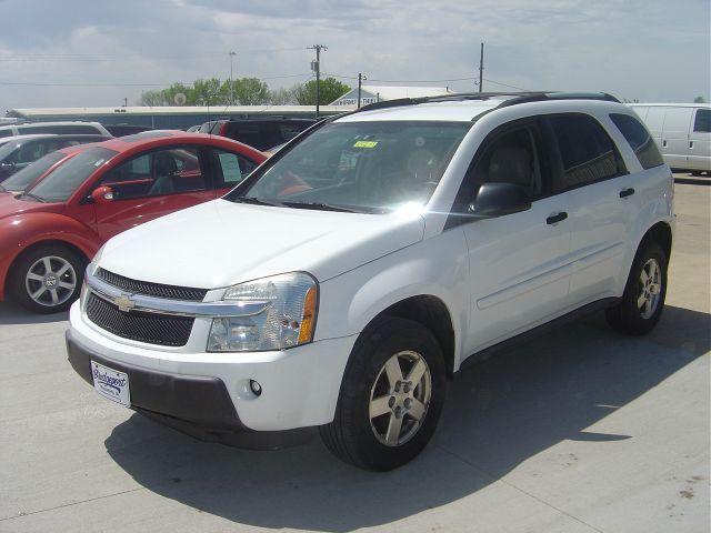 2005 Chevrolet Equinox 1.8T Quattro Sedan 4D