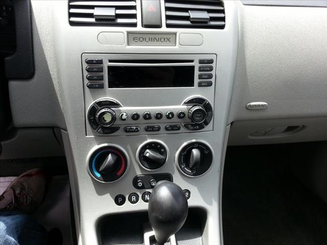 2005 Chevrolet Equinox 1.8T Quattro Sedan 4D