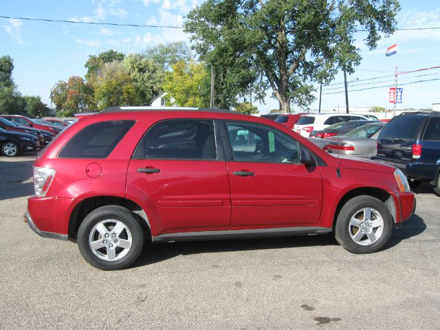 2005 Chevrolet Equinox 1.8T Quattro Sedan 4D