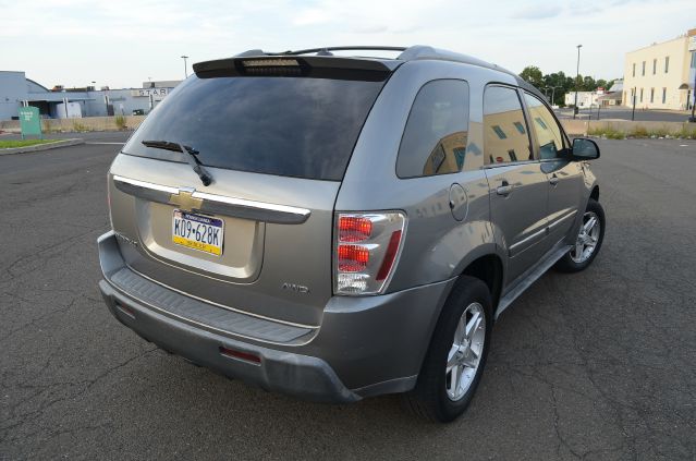 2005 Chevrolet Equinox 2.0L Automatic SE