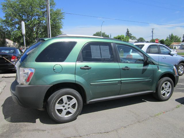 2005 Chevrolet Equinox 1.8T Quattro Sedan 4D