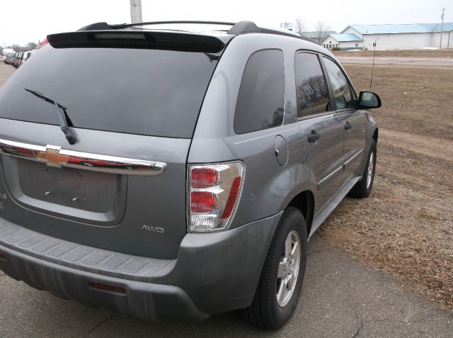2005 Chevrolet Equinox 1.8T Quattro Sedan 4D