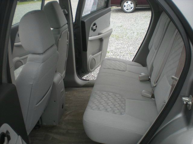 2005 Chevrolet Equinox 2.0L Automatic SE