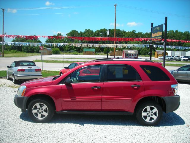 2005 Chevrolet Equinox 1.8T Quattro Sedan 4D