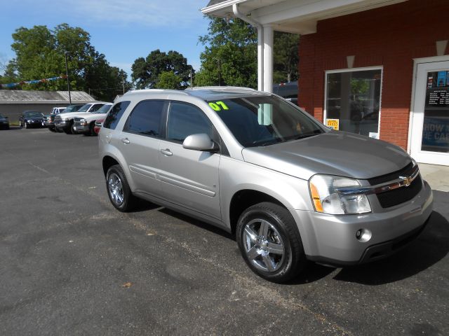 2007 Chevrolet Equinox SXT Wheelchair Accessible Van