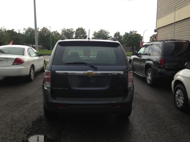 2007 Chevrolet Equinox 1.8T Quattro Sedan 4D