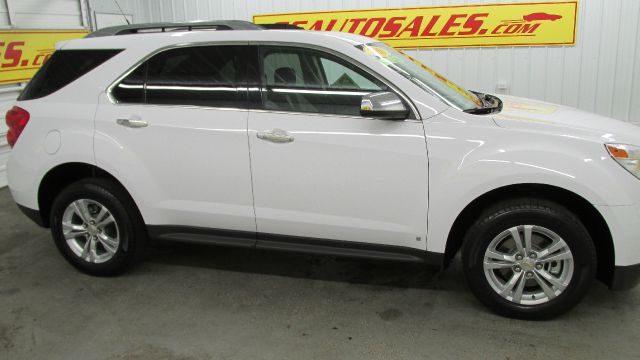 2010 Chevrolet Equinox XLT 3.0L Standard