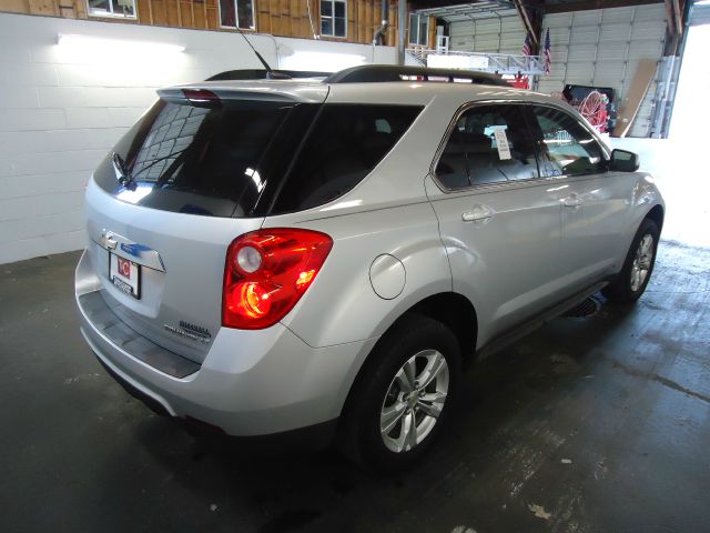 2010 Chevrolet Equinox FWD 4dr XR