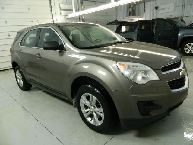 2010 Chevrolet Equinox 1.8T Quattro Sedan 4D