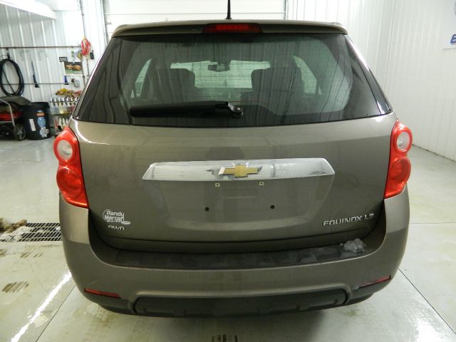 2010 Chevrolet Equinox 1.8T Quattro Sedan 4D