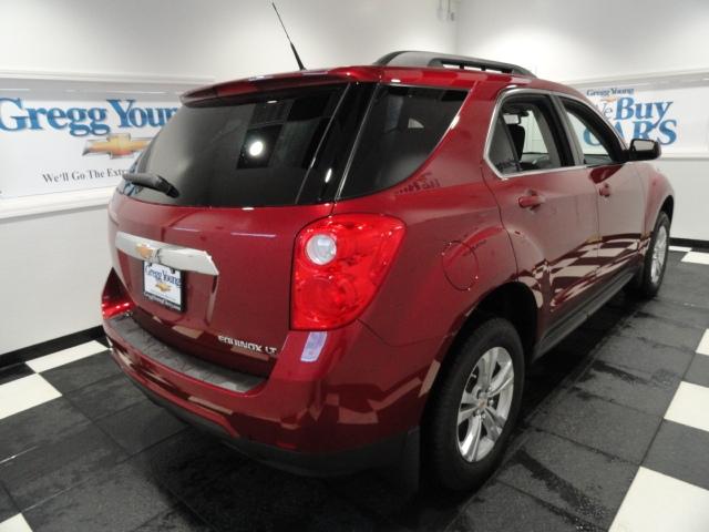 2011 Chevrolet Equinox 4dr Sdn I4 CVT 2.5