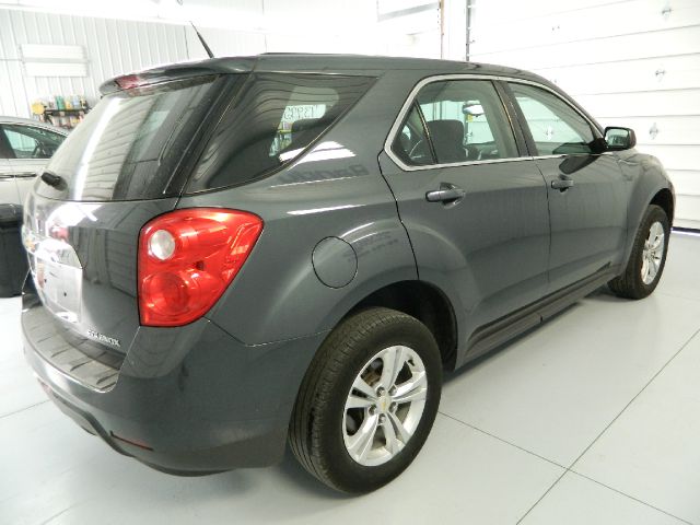 2011 Chevrolet Equinox 1.8T Quattro Sedan 4D