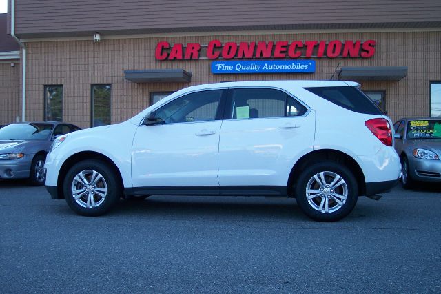 2011 Chevrolet Equinox 1.8T Quattro Sedan 4D