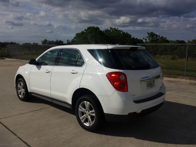 2011 Chevrolet Equinox 1.8T Quattro Sedan 4D