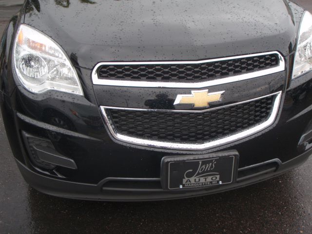 2011 Chevrolet Equinox 1.8T Quattro Sedan 4D