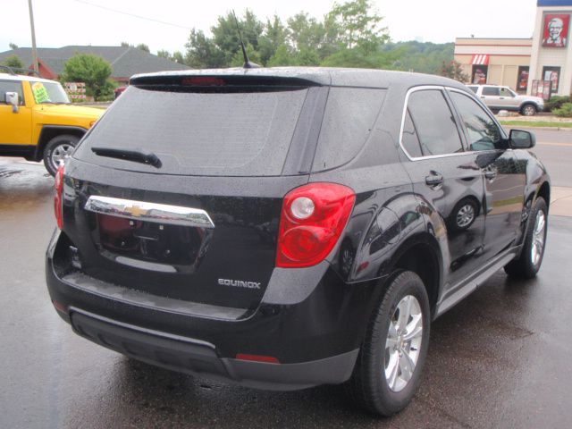 2011 Chevrolet Equinox 1.8T Quattro Sedan 4D