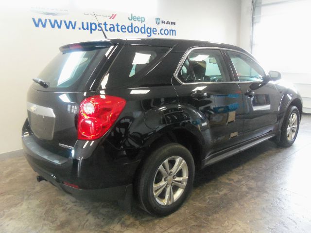 2011 Chevrolet Equinox 1.8T Quattro Sedan 4D