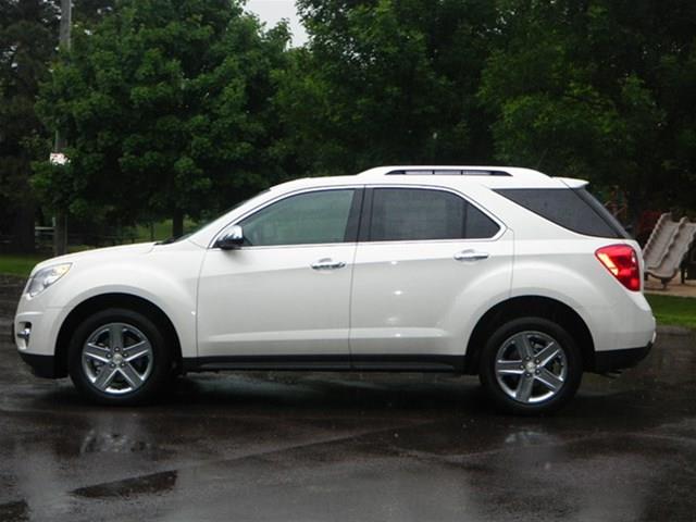 2014 Chevrolet Equinox 750li Xdrive 1-ownerawdnavigation Sedan