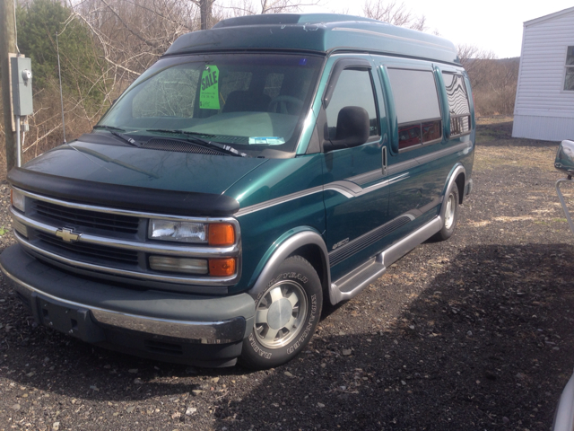 1998 Chevrolet Express 1.8T Fwd 2dr Cabriolet