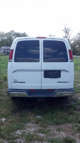 1999 Chevrolet Express 750i 4dr Sdn