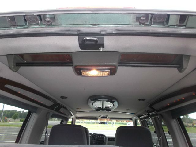 1999 Chevrolet Express 750i 4dr Sdn