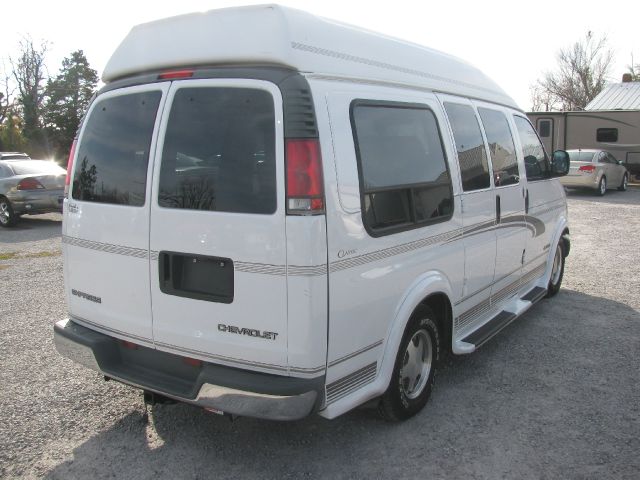 1999 Chevrolet Express 750i 4dr Sdn
