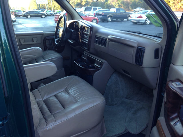 1999 Chevrolet Express 750i 4dr Sdn