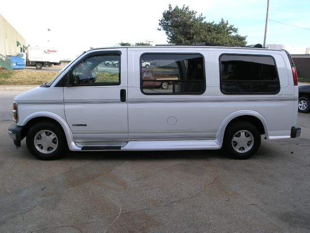 1999 Chevrolet Express Sxprem
