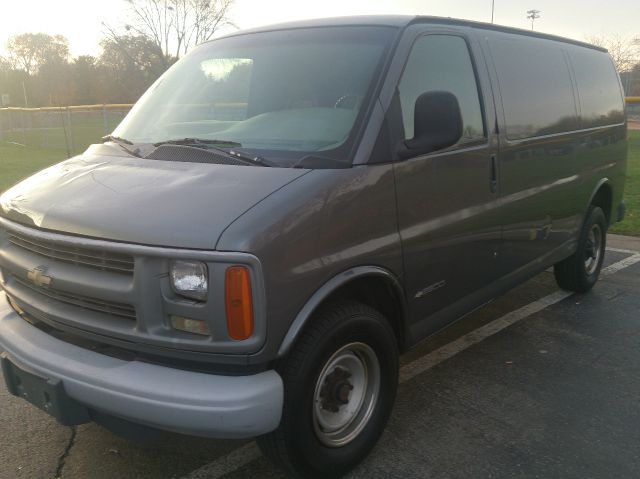 1999 Chevrolet Express Touring W/nav.sys