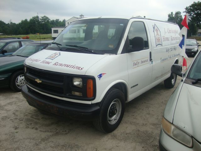 1999 Chevrolet Express REG WB