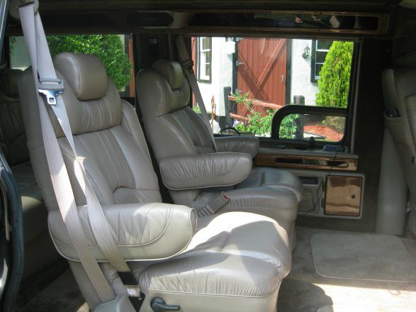 1999 Chevrolet Express 750i 4dr Sdn