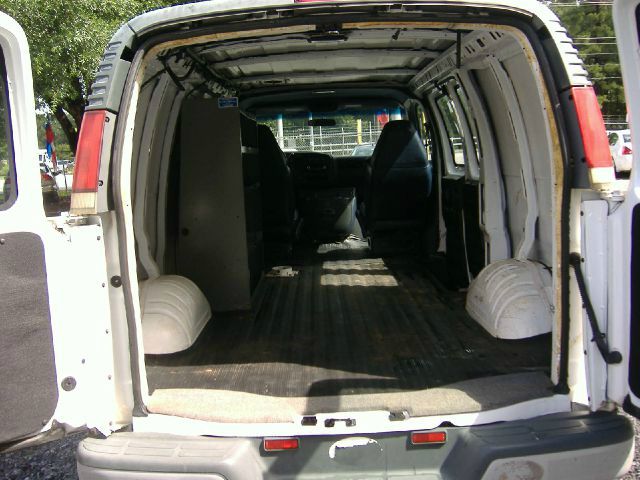 2000 Chevrolet Express Coupe 4D