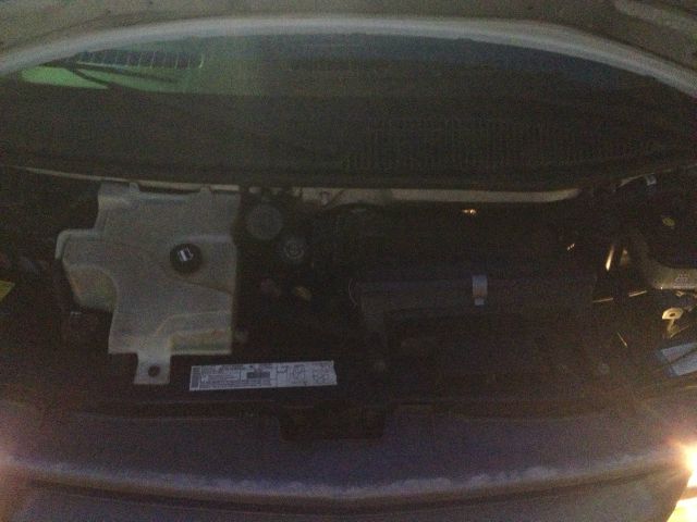 2000 Chevrolet Express 750i 4dr Sdn